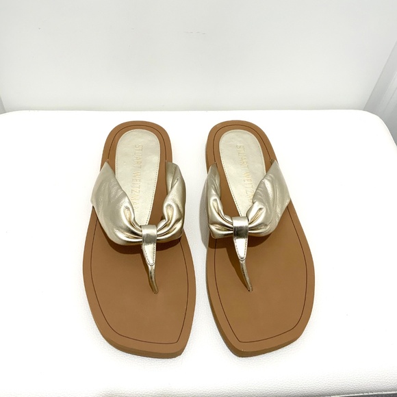 Stuart Weitzman Gold Metallic Cassie Round Toe Slip On Leather Flip Flop Sandals - Picture 9 of 9